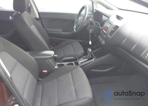 2017 Kia Forte Lx z USA, uszkodzony, nr VIN 3KPFK4A79HE137027